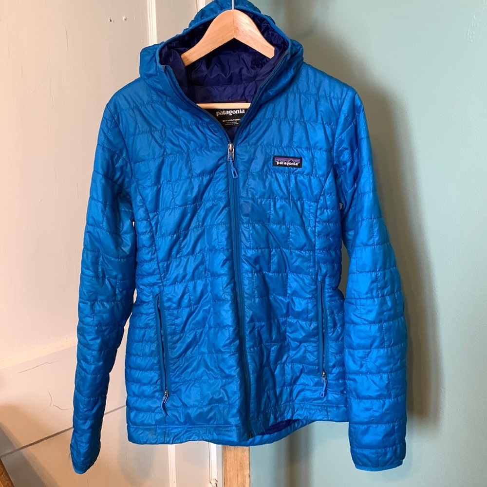Patagonia Women’s M Nano Puff Hoody Blue
